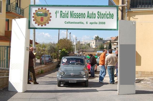 raidnissenoautostorichegulinorichiusapartenza.jpg