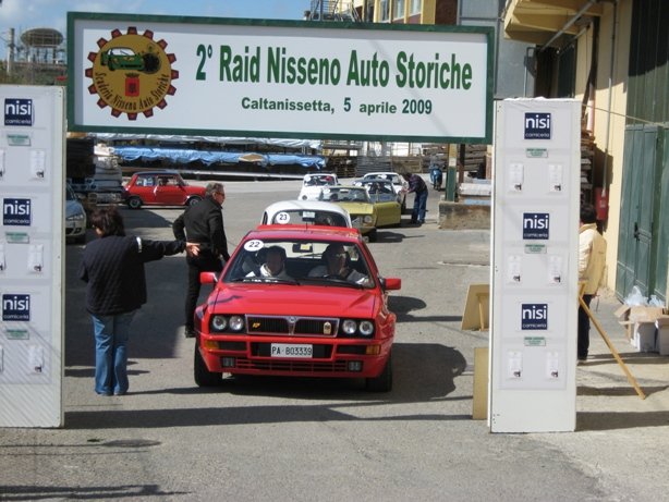 raidnissenoautostorichebruccherianzalonepartenza.jpg
